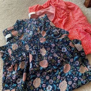 Set of two LOFT size L lightweight tops